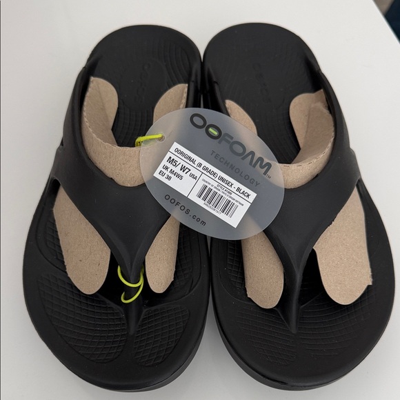 OOFOS OOriginal Sandals - Picture 2 of 4